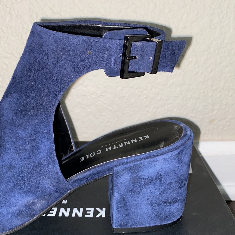 Kenneth Cole Val Sandal - Picture 4 of 4